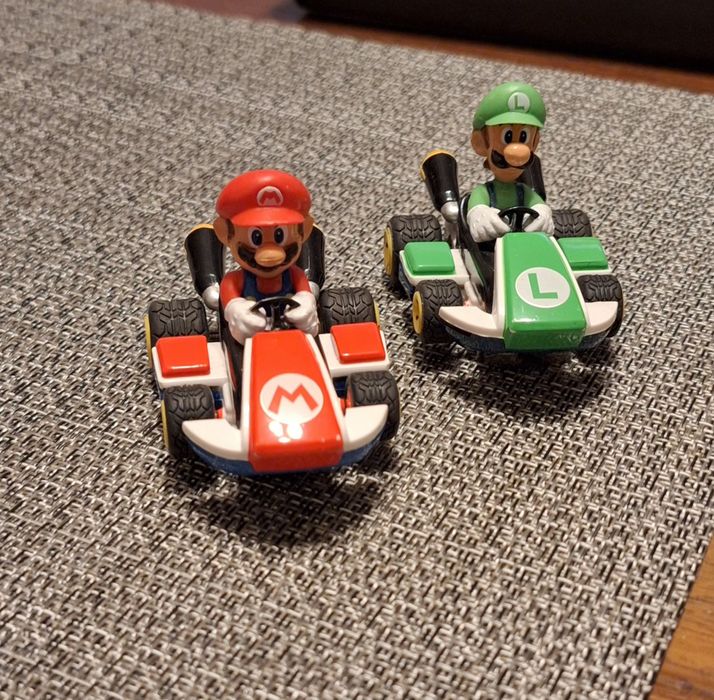 Carrera Go! edycja Mario Kart 8