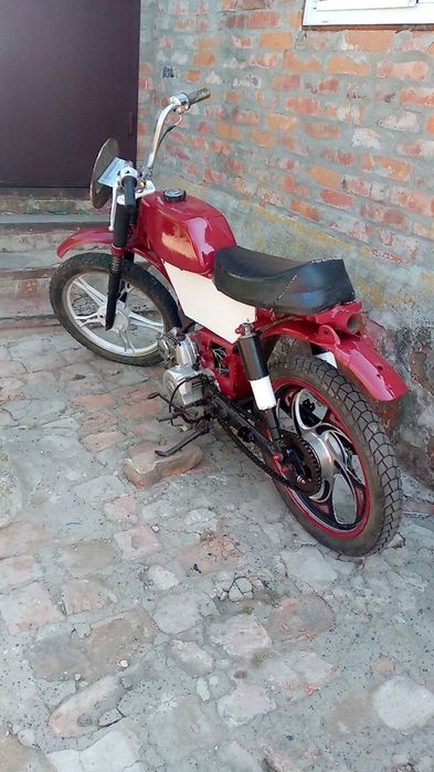 Продам мотоцикл " Delta 125cc " маленькое падение