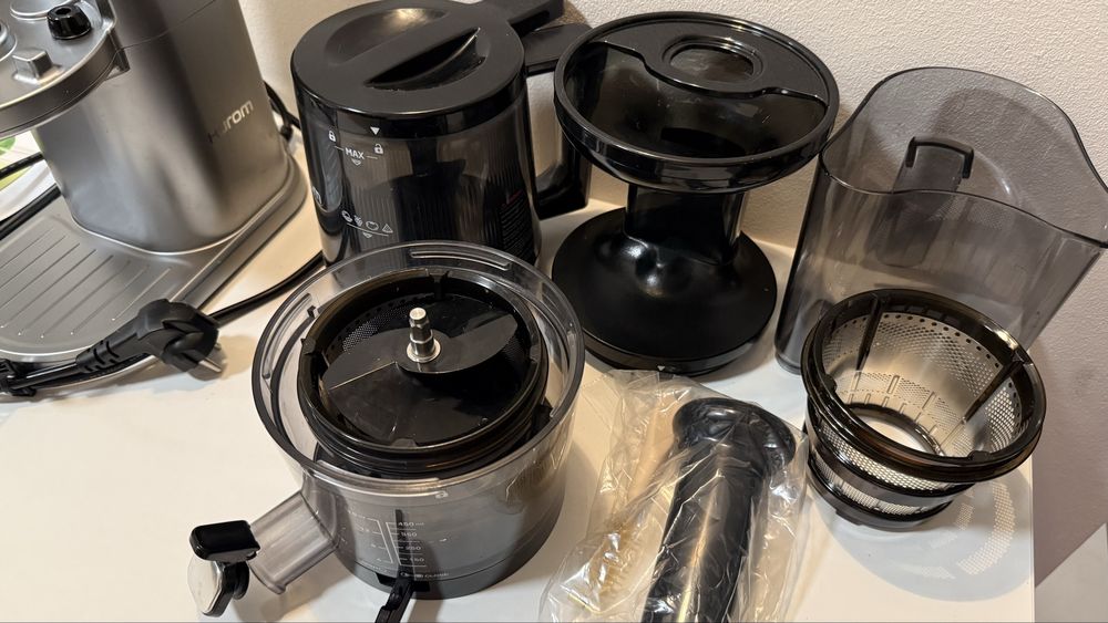 Wyciskarka wolnoobrotowa Hurom