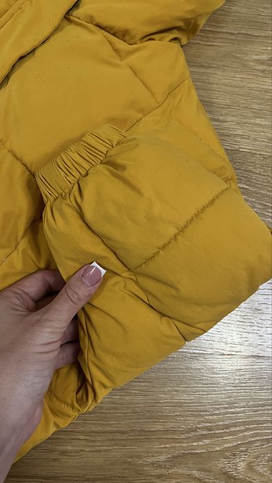 Куртка mango на 4/5 років