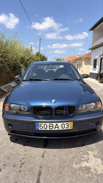 Vendo BMW 320d E46, de 2004, em muito bom estado geral