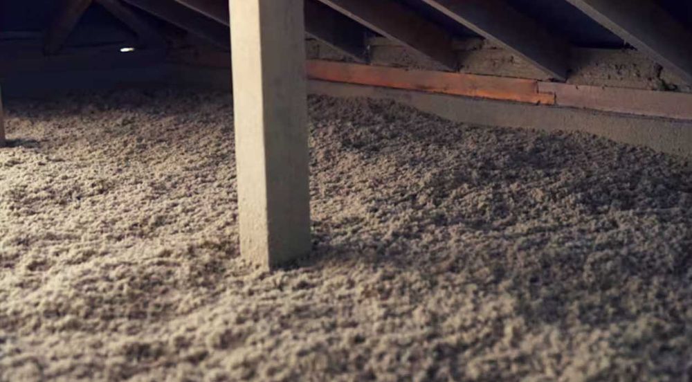 Wdmuchiwanie - Wełna skalna mineralna Rockwool Granrock wiązary sufity podwieszane izolacja ścian poddaszy stropodach docieplenie termomodernizacja