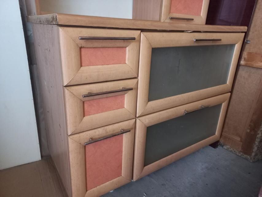 Кухонная  мебель.