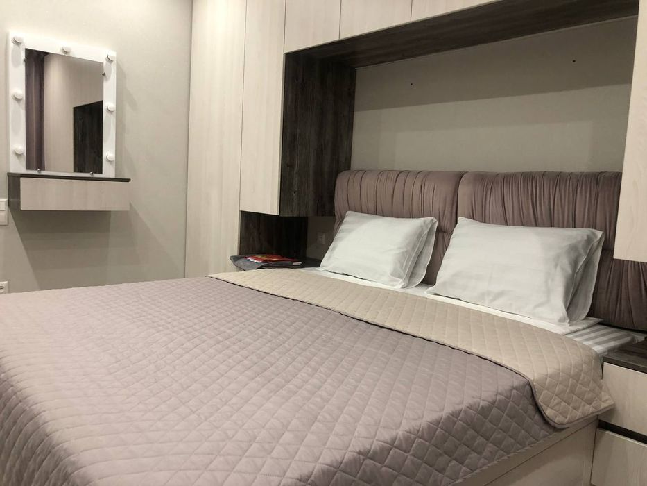 Здам 3-кімнатну квартиру подобово. Можно з дитиною. Центр міста.Люкс!