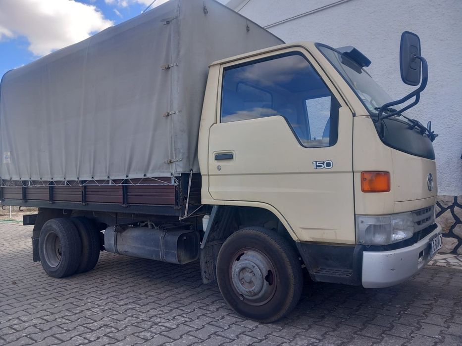 Carrinha Toyota Dyna 150