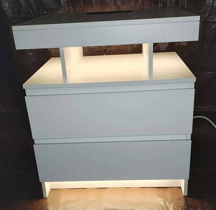 Szafka nocna, stolik boczny