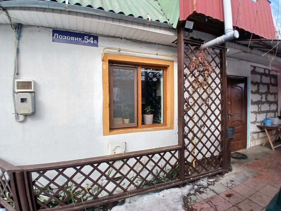 Затишний будинок в селі