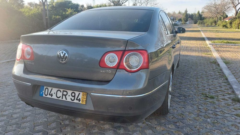 Volkswagen Passat — fotografia 12