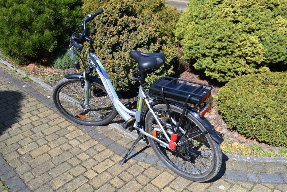 Rower elektryczny TORPADO Afrodite D18 26 cali T250 Idealny