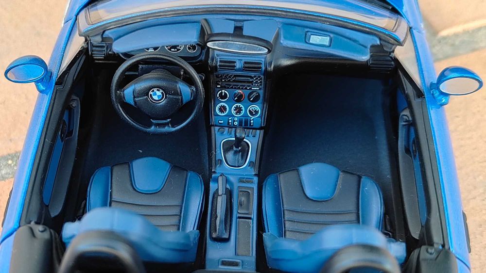 BMW Z3 M Ut Models 1/18