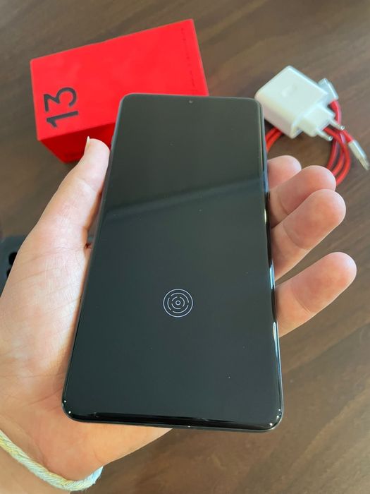 OnePlus 13 - 16GB RAM 512GB ROM - Black Eclipse