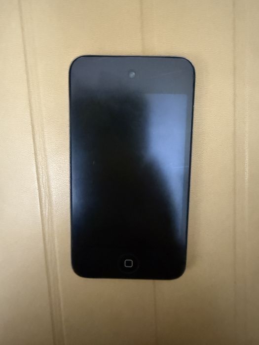 Apple iPod touch 4g 8gb айпод тач 4 версія 8 гб ios 6.1.6: 2 000