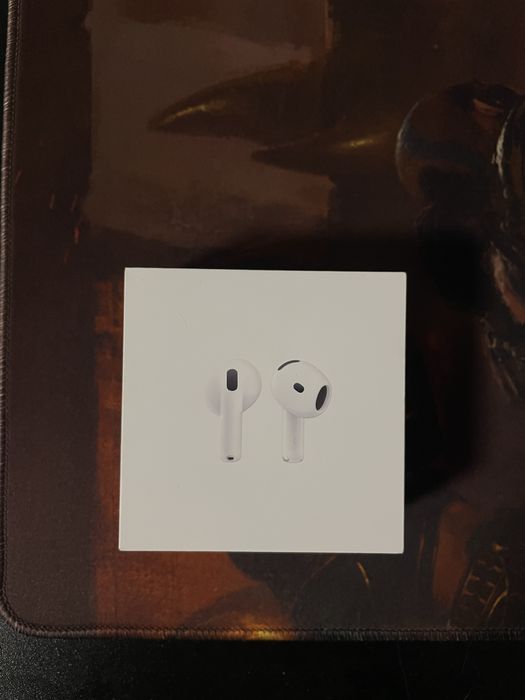 AirPods 4 нові ще запаковані
