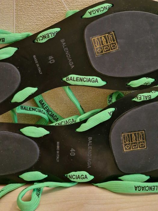 Нові босоніжки Balenciaga Lace-up Sandals 39-40
