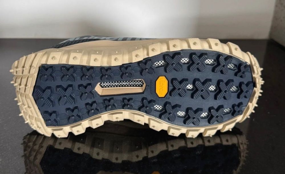 Buty Moncler rozmiar 41 jak Nowe