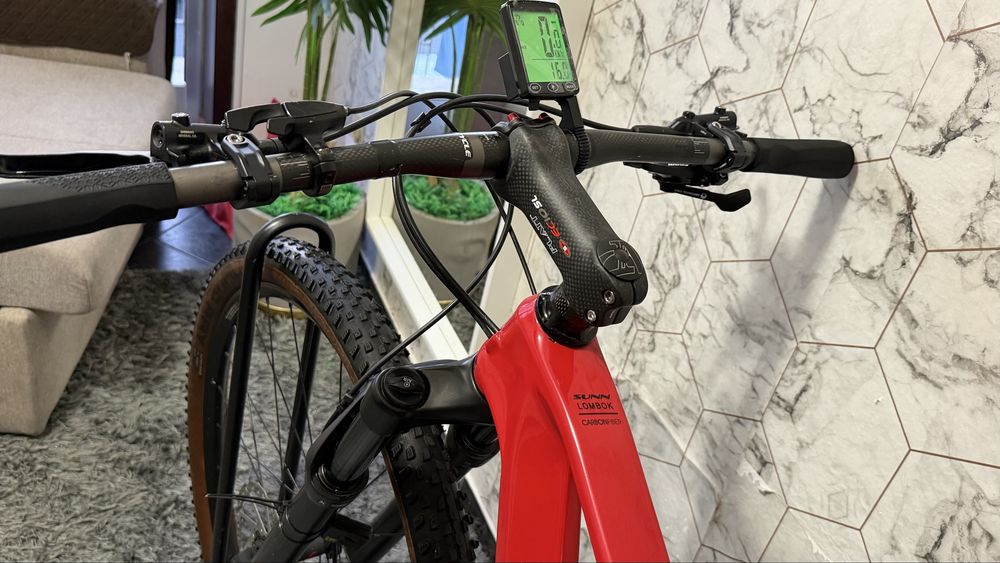 Bicicleta de carbono Sunn Lombok 29" (Tamanho M)
