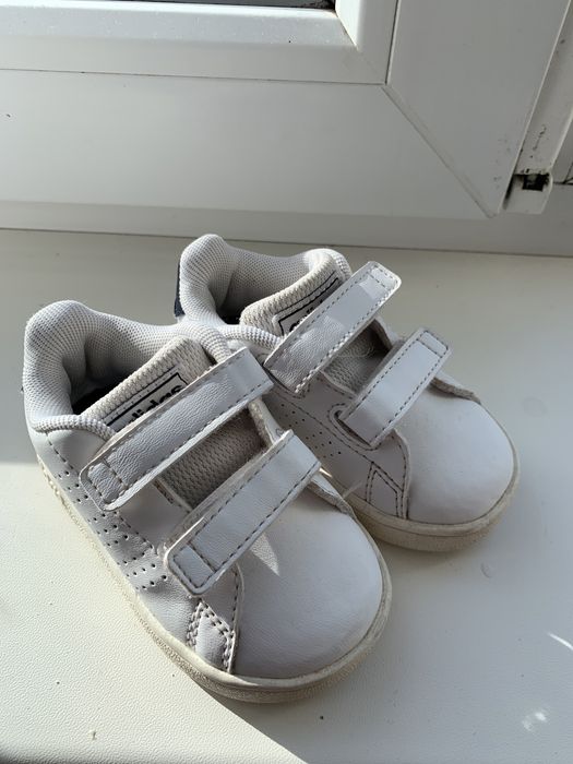 Дитячі кросівки Adidas