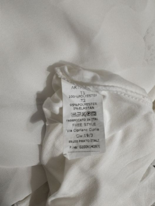 Elegancka bluzka z żabotem