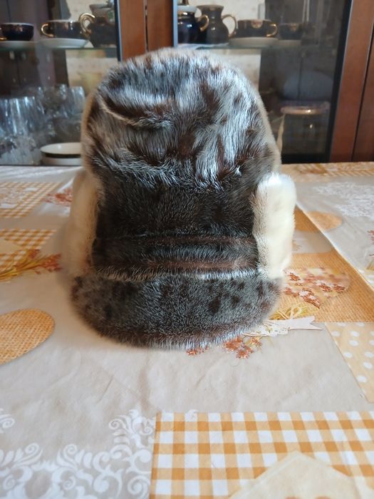 Продам шапку чоловічу