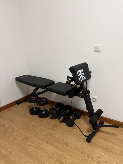 Conjunto de musculação – Banco + Halteres 7,5/10/15 kg
