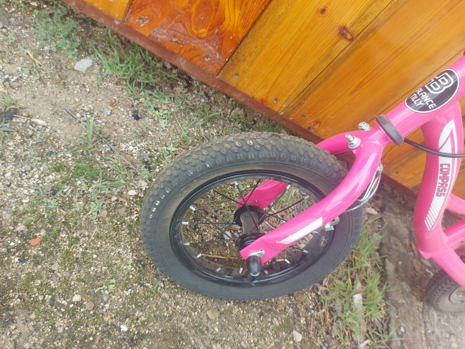 Продам беговел детский