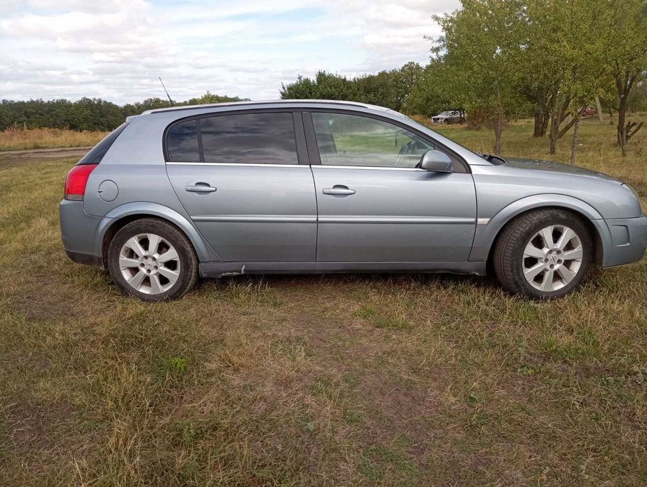 Продам Opel Signum