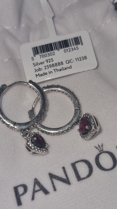 Серёжки Pandora- красное сердце