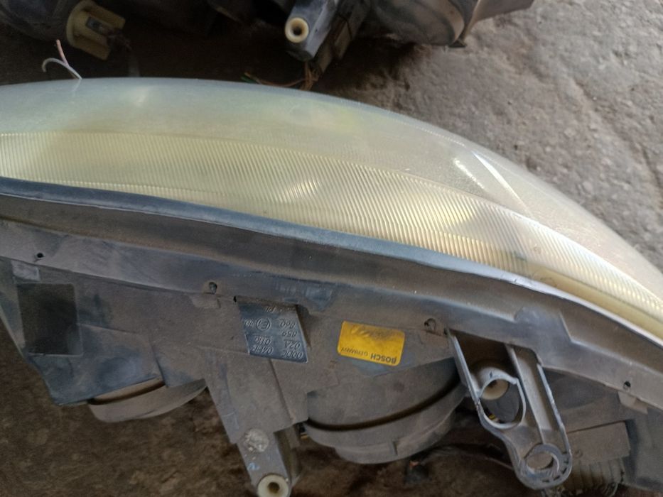 Opel Vectra b lampy przód xsenon