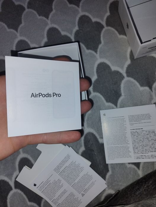 Praktycznie nowe z pudełkiem air pods pro gen 2