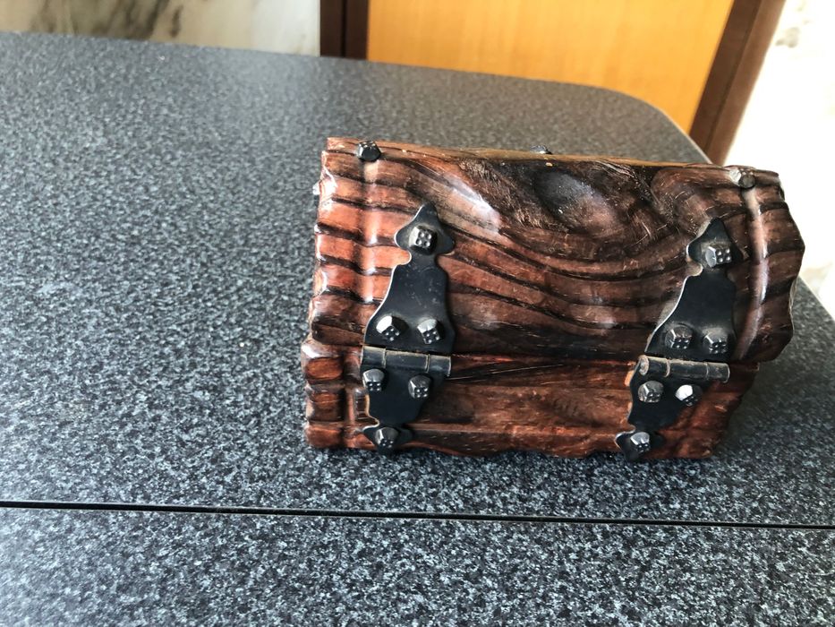 Pequena Arca em Madeira - Peça decorativa