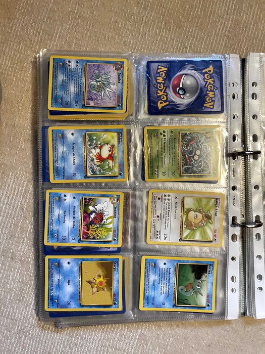Várias cartas Pokemon -