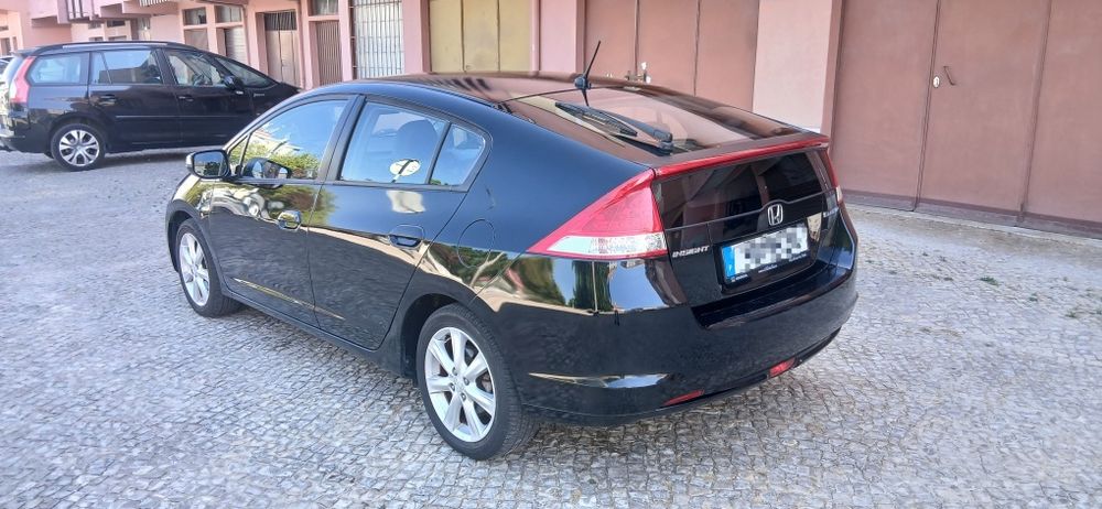Honda Insight Hybrid 1.3 em bom estado.