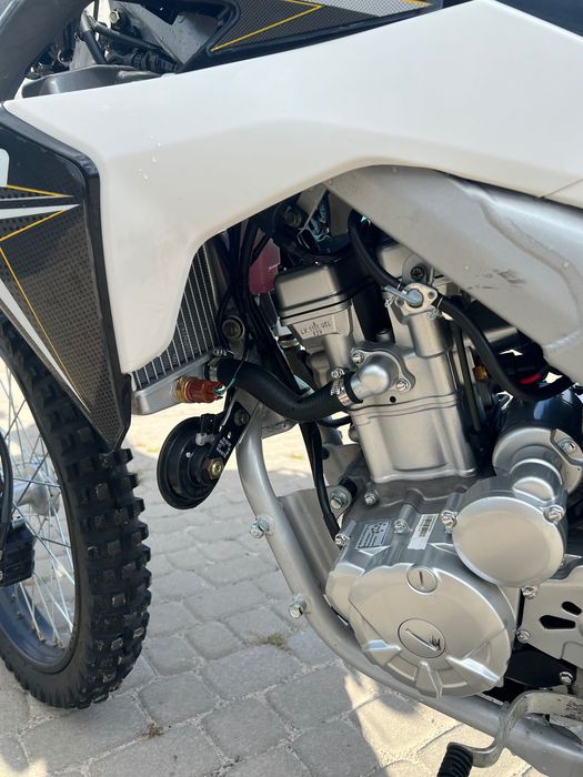Продам Loncin Lx300GY