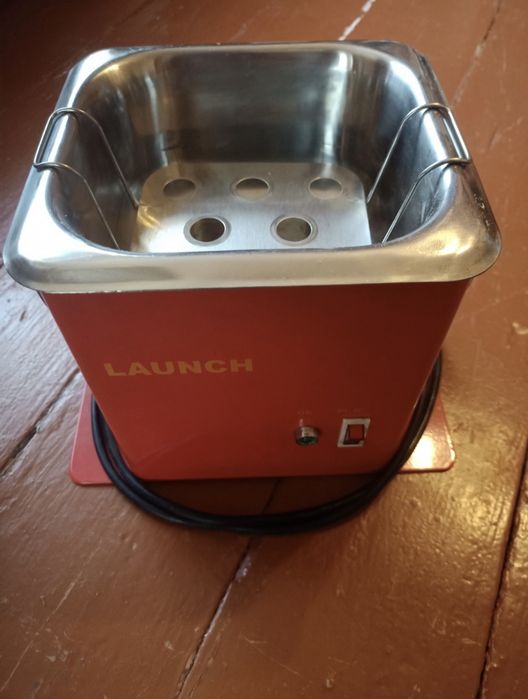 Продам стенд бензиновых форсунок LAUNCH