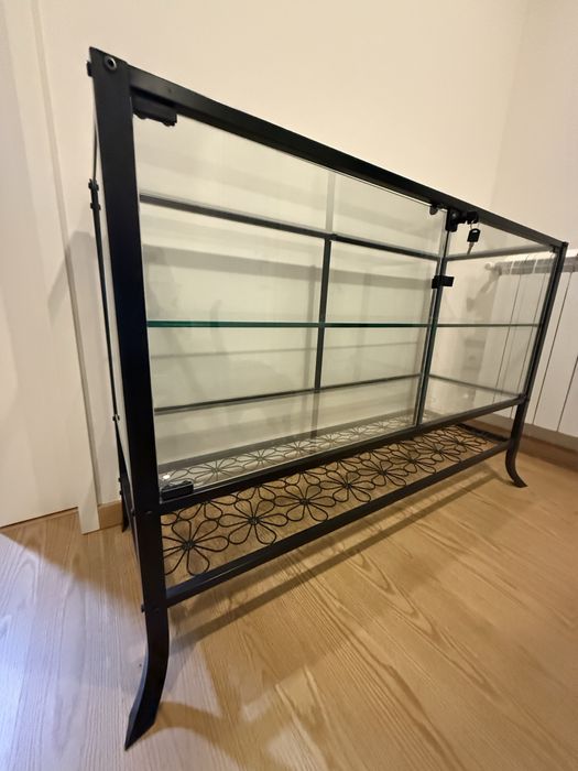 Vitrine de vidro e metal 120×80×45 cm – bom estado