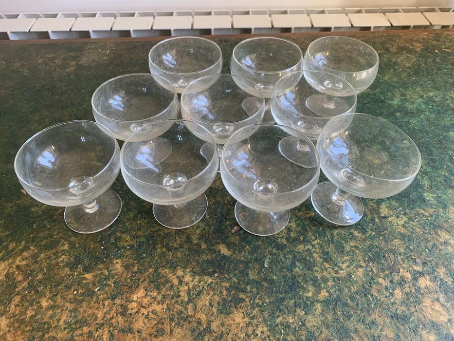 Taças de champagne art deco