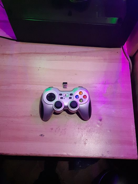 Бездротовий Геймпад Logitech f710 для комп'ютера