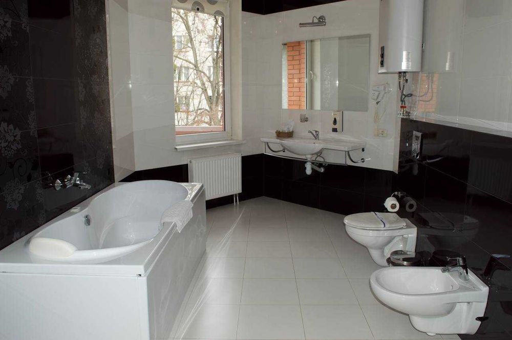 Продаж готельно - ресторанного комплексу ДІЮЧИЙ БІЗНЕС