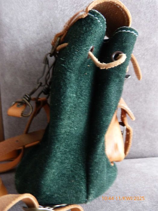 Plecaczek mini ze skóry