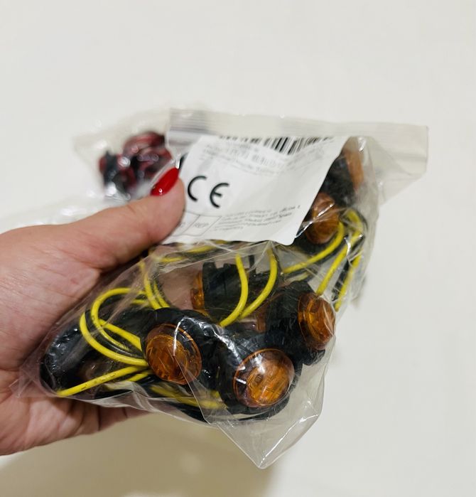 Лампочки Led габаритні світлодіоді габаритні вогні для вантажівок 24 V