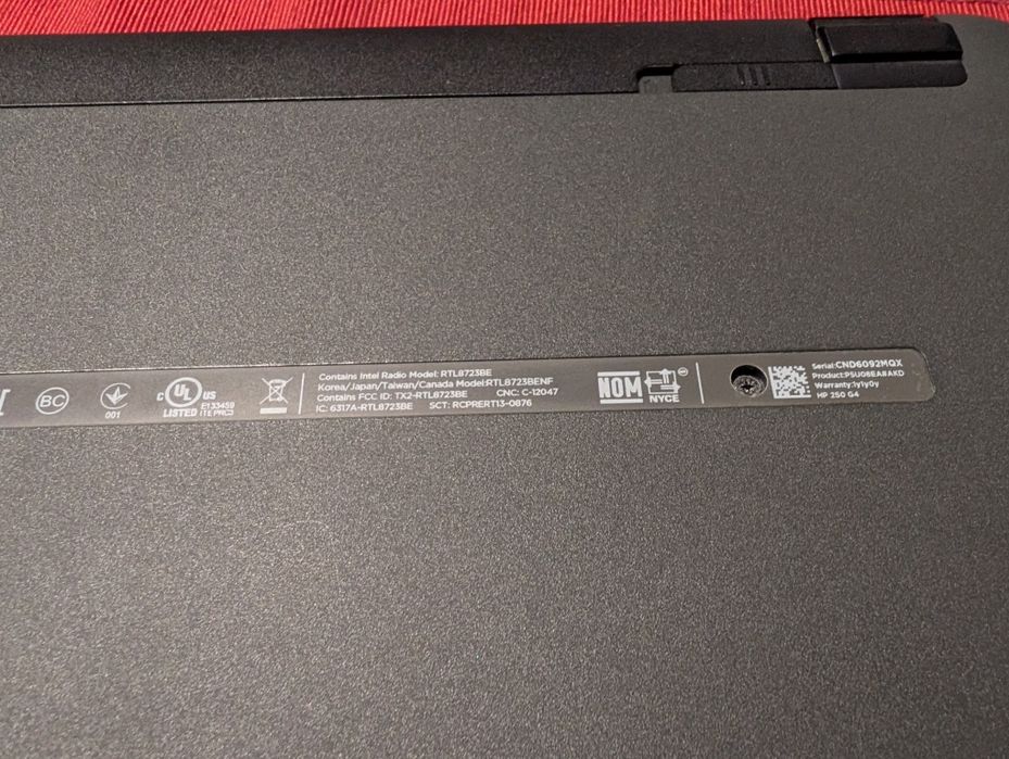 Laptop HP 250 G4, i5-6200U, 8GB RAM, R5 M330, SSD 240GB