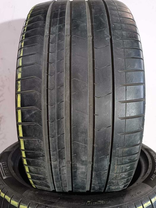 275/40/22 Pirelli PZero PZ4 RFT *