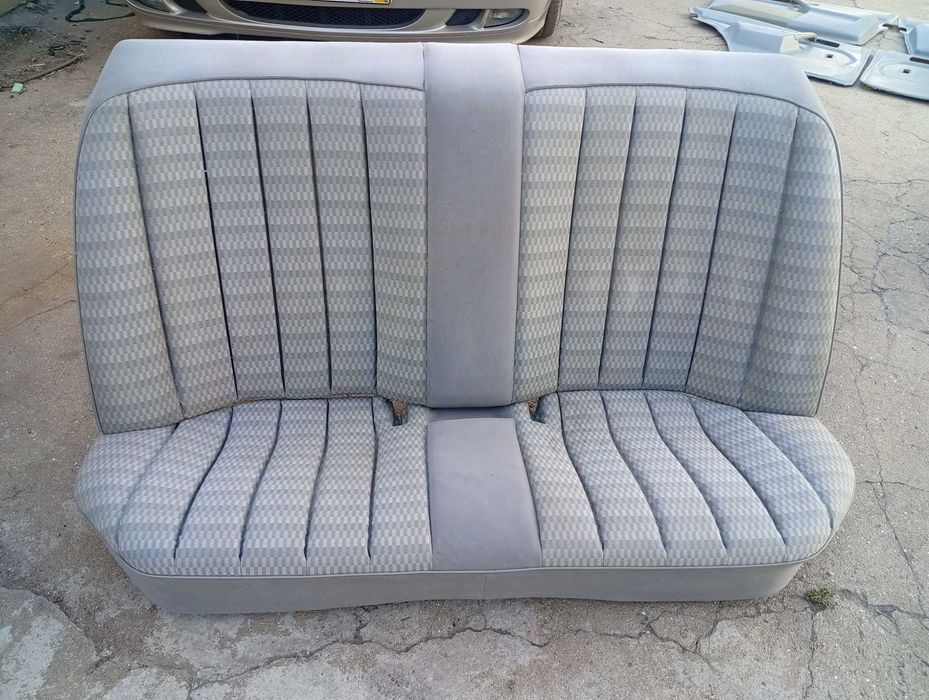 Mercedes 190 W201 - Conjunto bancos e quartelas