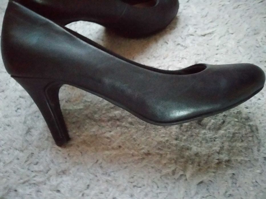 czarne szpilki/czółenka 39