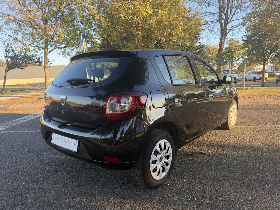 Dacia Sandero 1.2i (16v) - Bi-Fuel - 18 Meses de Garantia