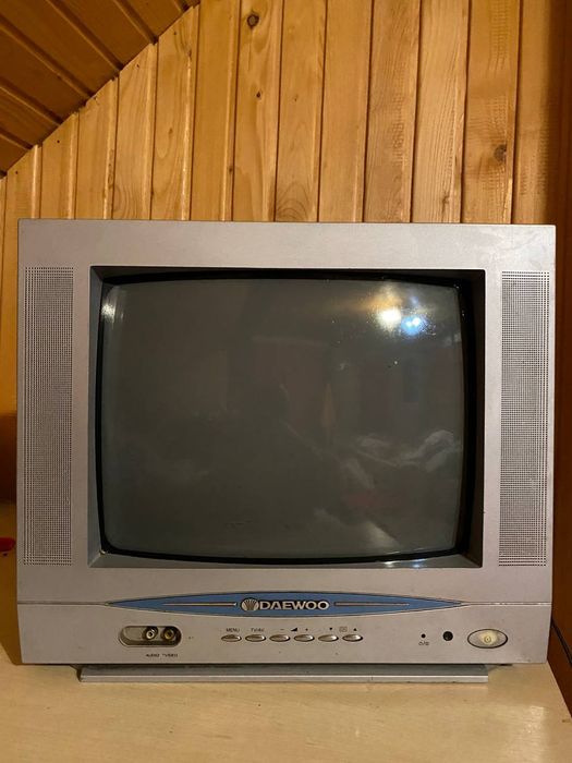 Продам телевізор