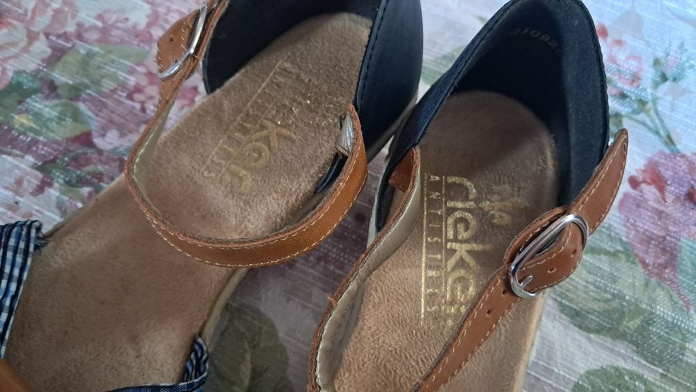 Nowe sandały Rieker skóra 38