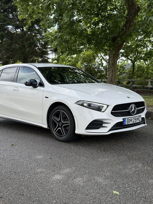 Mercedes A250e AMG Garantia