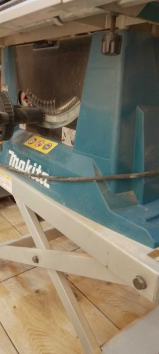 Pilarka stołowa Makita MLT100 Piła + stół WST03