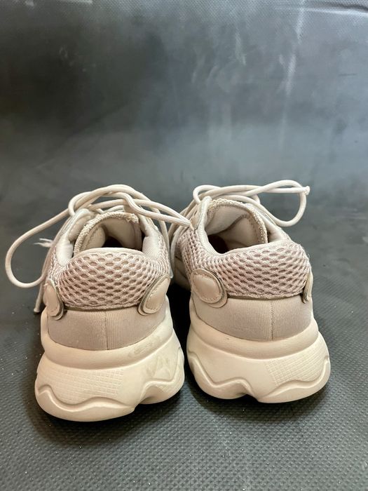 Кросівки adidas ozweego